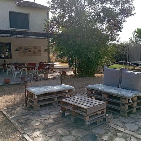 L'Esperluette En Camargue Bed and Breakfast Uchaud Eksteriør billede